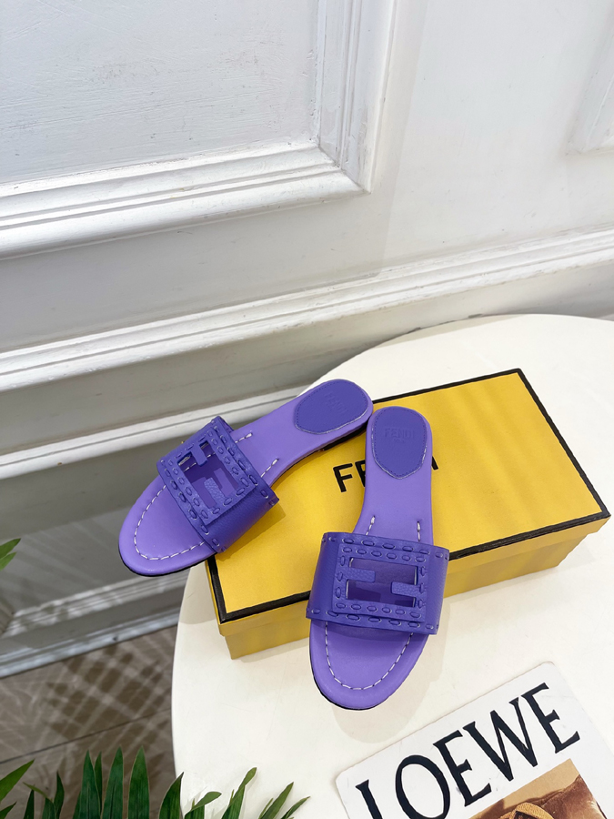 FENDI(フェンディ)| 2026春夏新作コレクション フェンディサンダルコピー - 画像 (5)