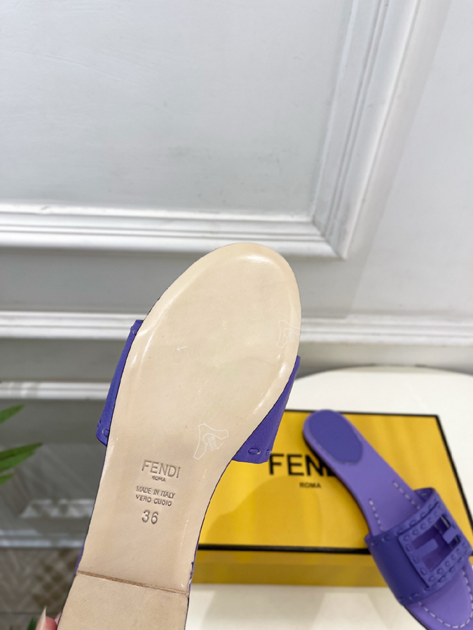 FENDI(フェンディ)| 2026春夏新作コレクション フェンディサンダルコピー - 画像 (9)