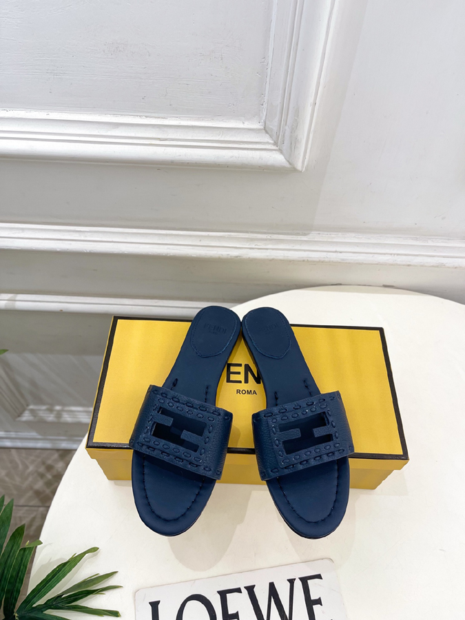 FENDI(フェンディ)| 2026春夏新作コレクション フェンディサンダルコピー