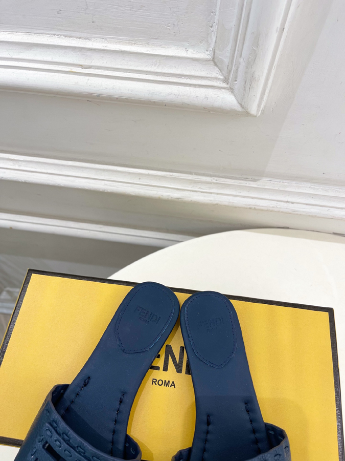 FENDI(フェンディ)| 2026春夏新作コレクション フェンディサンダルコピー - 画像 (7)