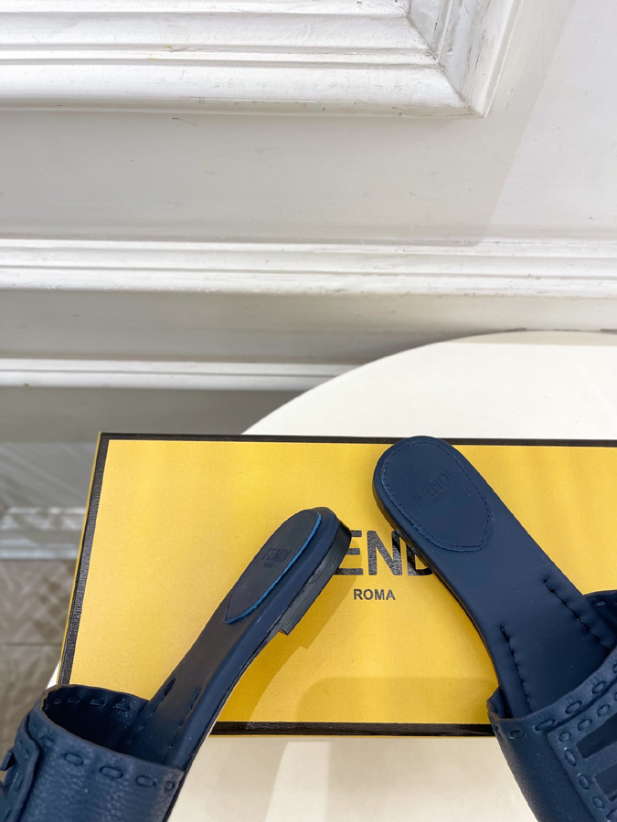 FENDI(フェンディ)| 2026春夏新作コレクション フェンディサンダルコピー - 画像 (8)
