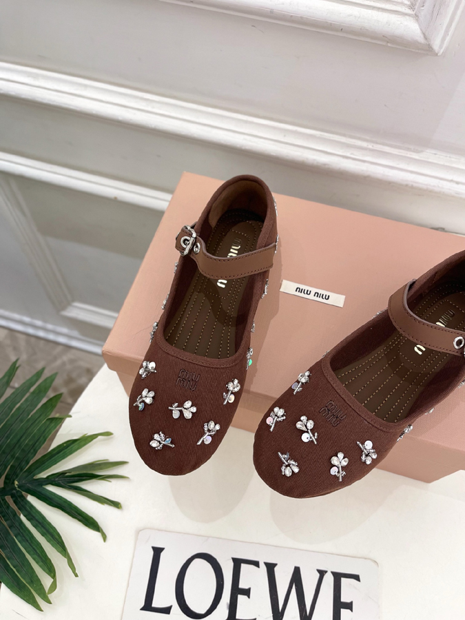 Miu Miu | ミュウミュウ 2026年春夏新作コレクション ミュウミュウ靴コピー - 画像 (8)