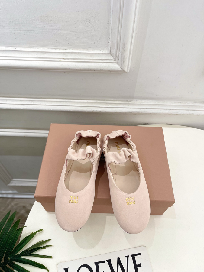 Miu Miu | ミュウミュウ 2026年春夏新作コレクション ミュウミュウ靴コピー