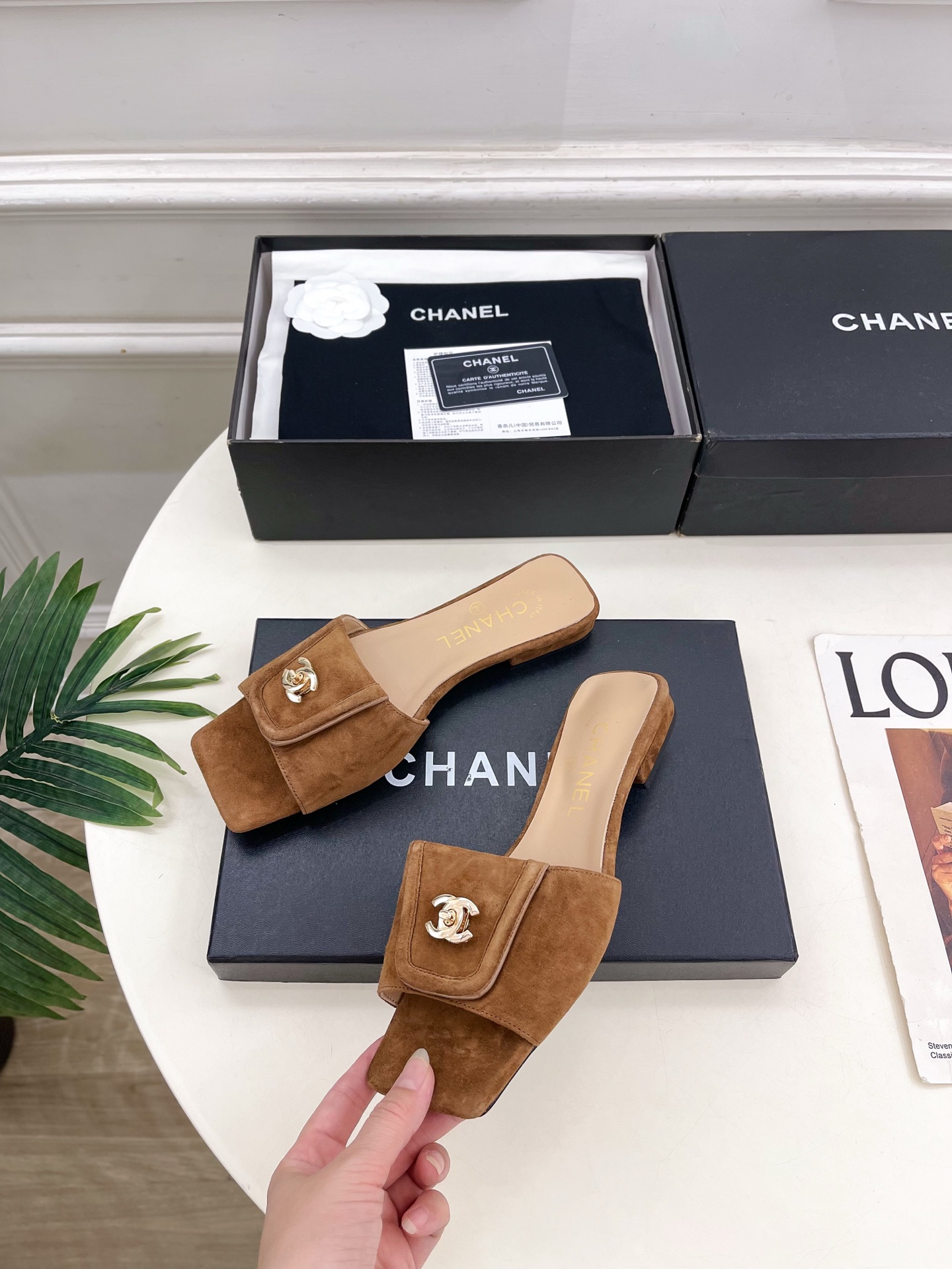 2026SS CHANEL | シャネル スクエアトゥ サンダル フラットミュール 10色から選べます - 画像 (6)