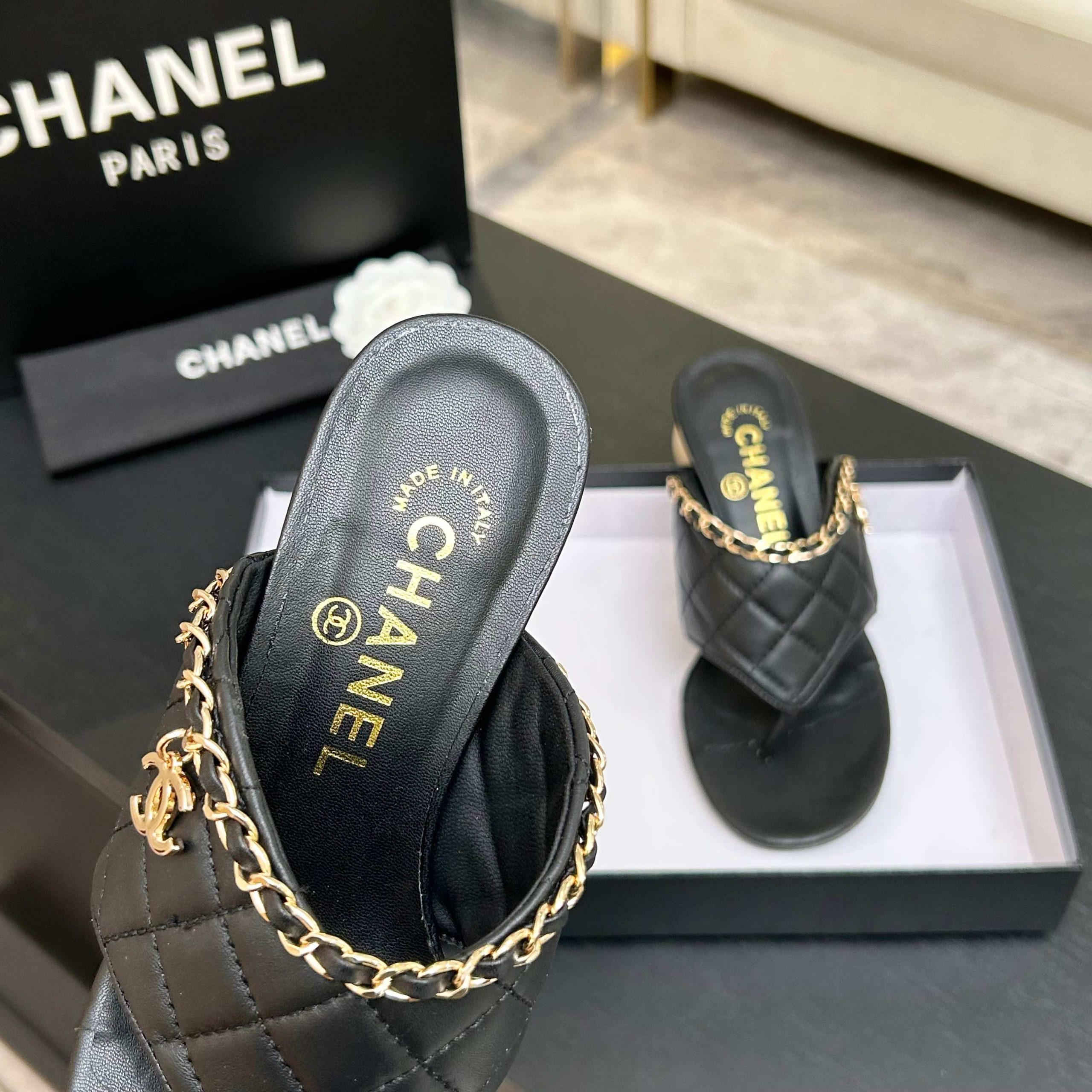 【2026SS爆売れ新作】CHANEL/シャネル チェーン&パールヒール トングサンダル ミュール シャネルサンダルブラック - 画像 (3)