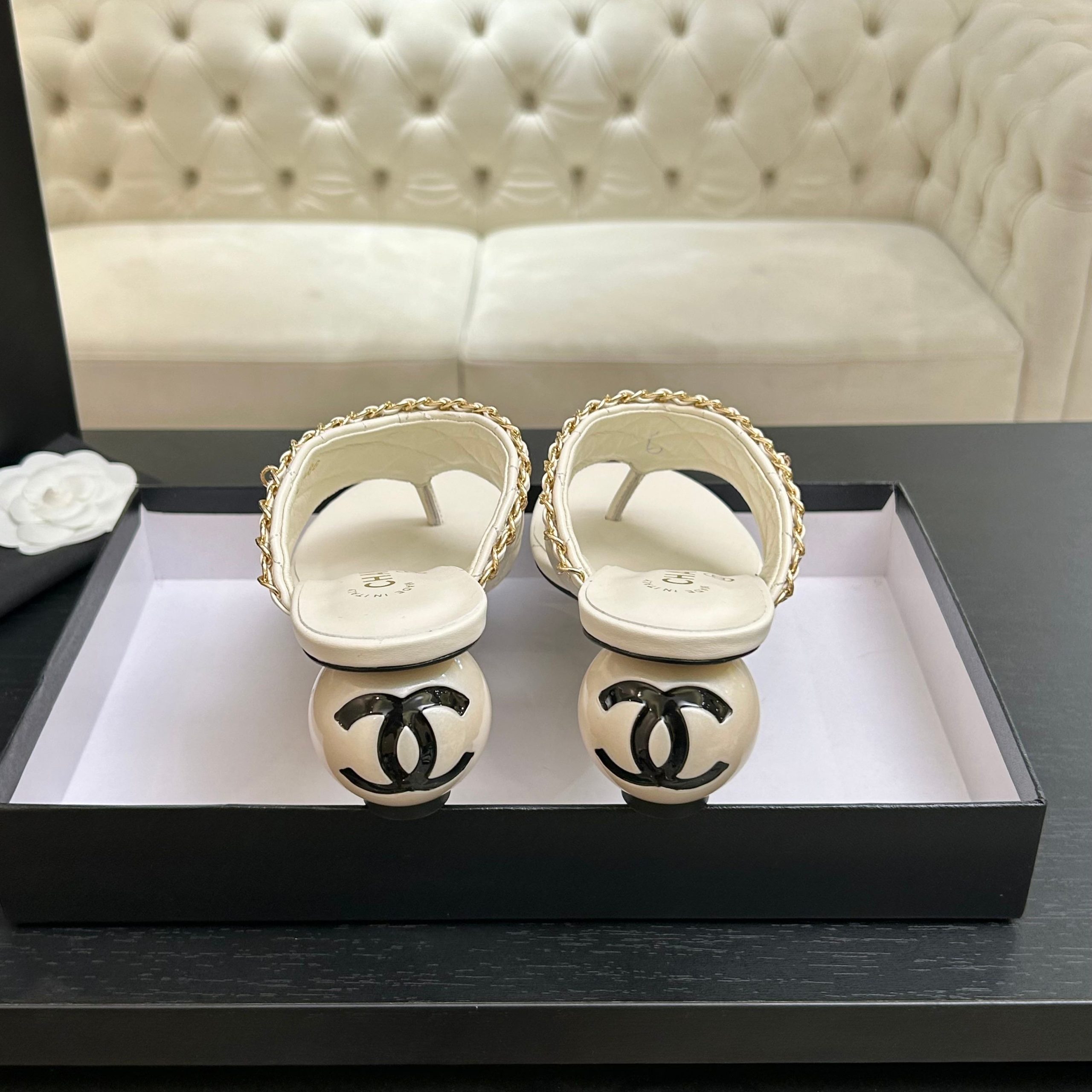 CHANEL/シャネル チェーン&パールヒール トングサンダル ミュール シャネルサンダルホワイト シャネルサンダル新作 - 画像 (4)
