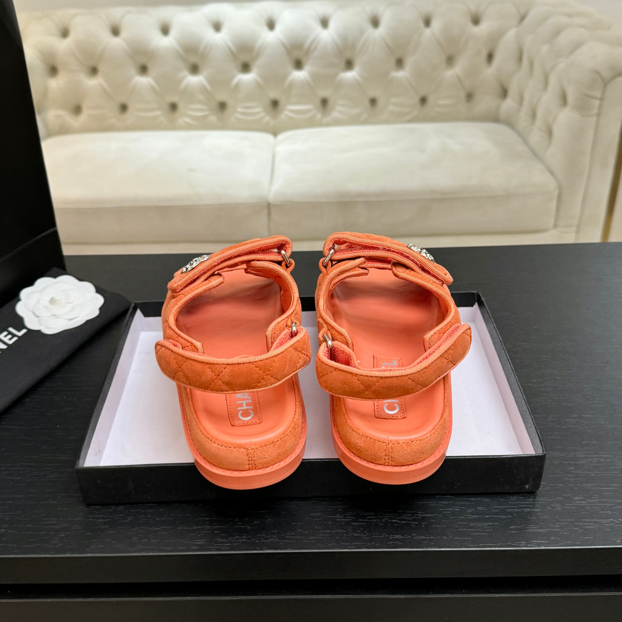 CHANEL(シャネル) × サンダル・ミュール(レディース)マジックテープ サンダル登場 シャネルサンダルメルカリ - 画像 (3)