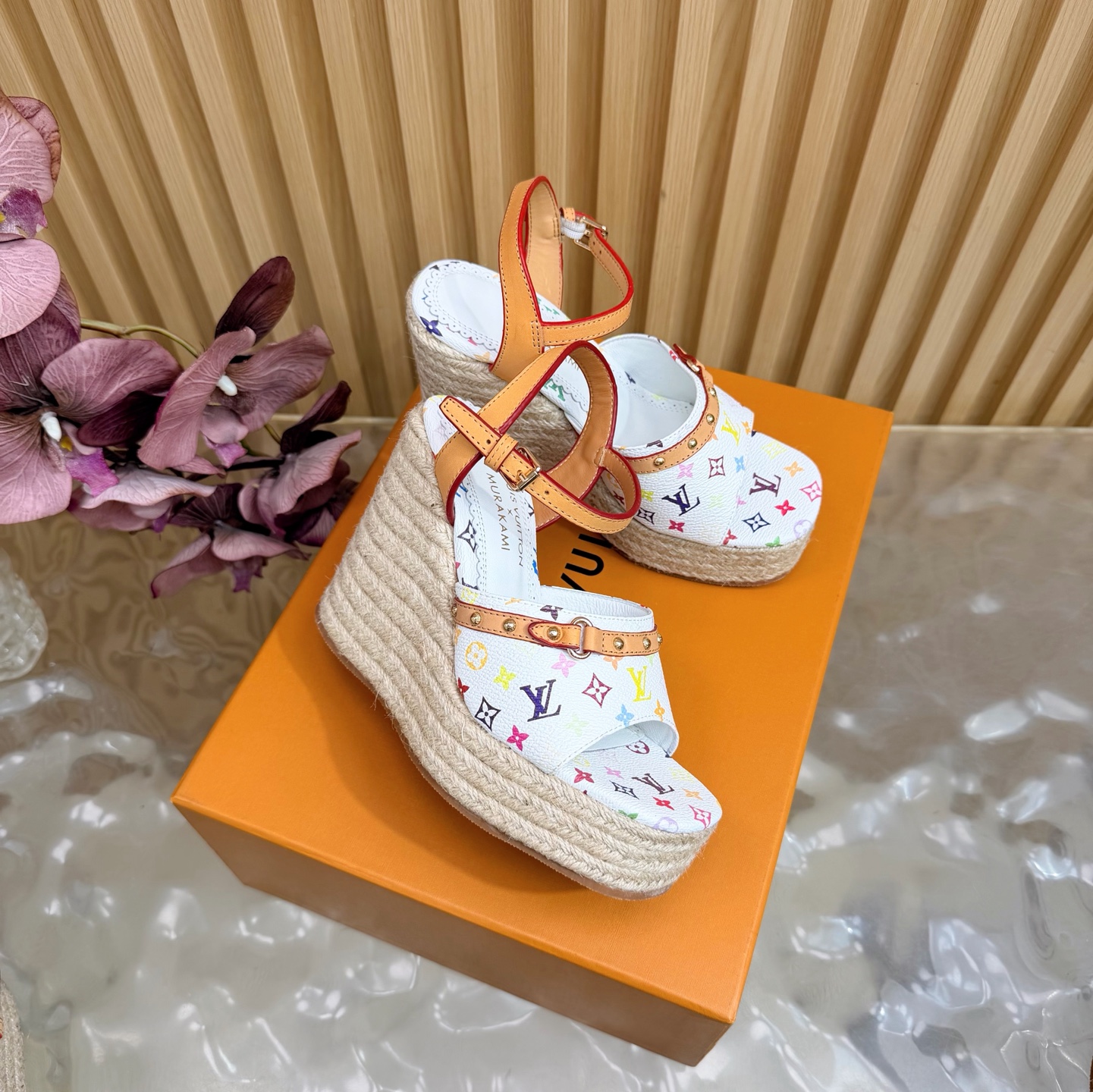 LOUIS VUITTON | ルイ・ヴィトン ウエッジソール エスパドリーユ サンダル / シューズ ルイ・ヴィトン ウエッジソール サンダル - 画像 (2)