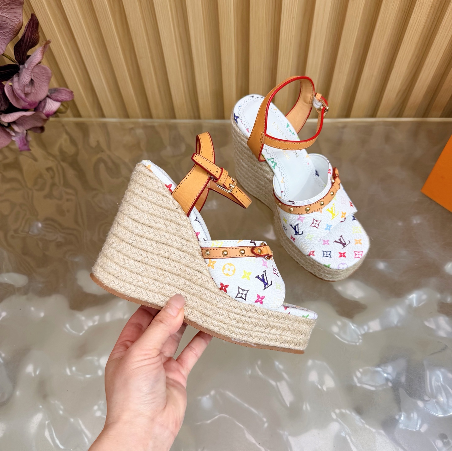 LOUIS VUITTON | ルイ・ヴィトン ウエッジソール エスパドリーユ サンダル / シューズ ルイ・ヴィトン ウエッジソール サンダル - 画像 (8)