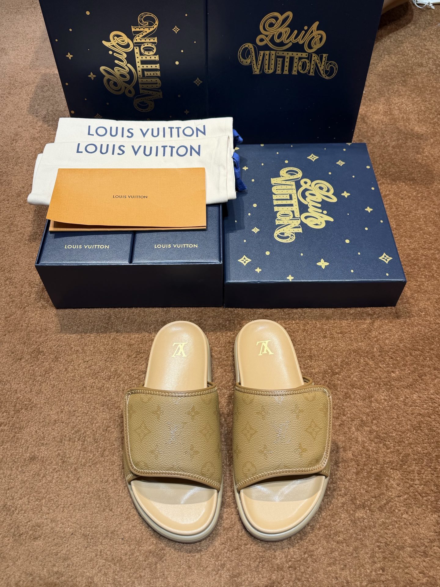 新品 LOUIS VUITTON(ルイ・ヴィトン)風 Waterfront サンダル ビーチサンダル モノグラム 防水 レザー中底 サイズ展開豊富 - 画像 (4)