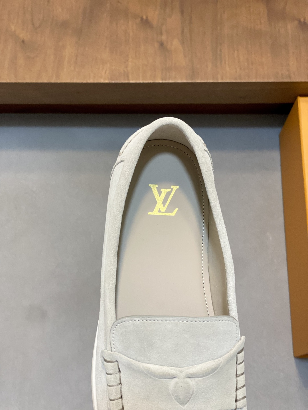 新品 LOUIS VUITTON(ルイ・ヴィトン)風 Horizon ローファー スエード 本革 軽量 メンズ サッケット製法ホワイト - 画像 (7)