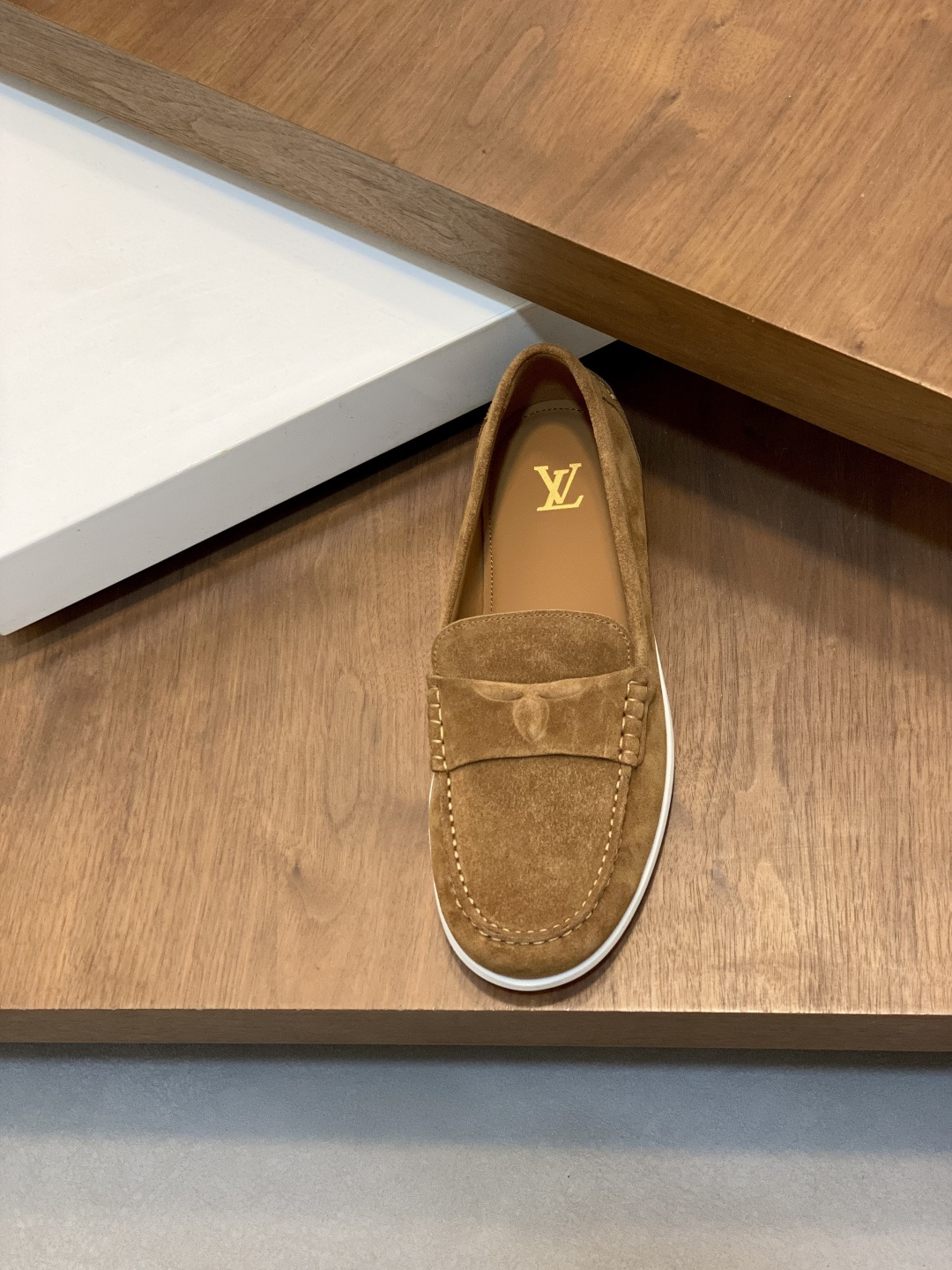 2026新品 LOUIS VUITTON(ルイ・ヴィトン)風 Horizon ローファー スエード 本革 軽量 メンズ サッケット製法ブラウン - 画像 (6)