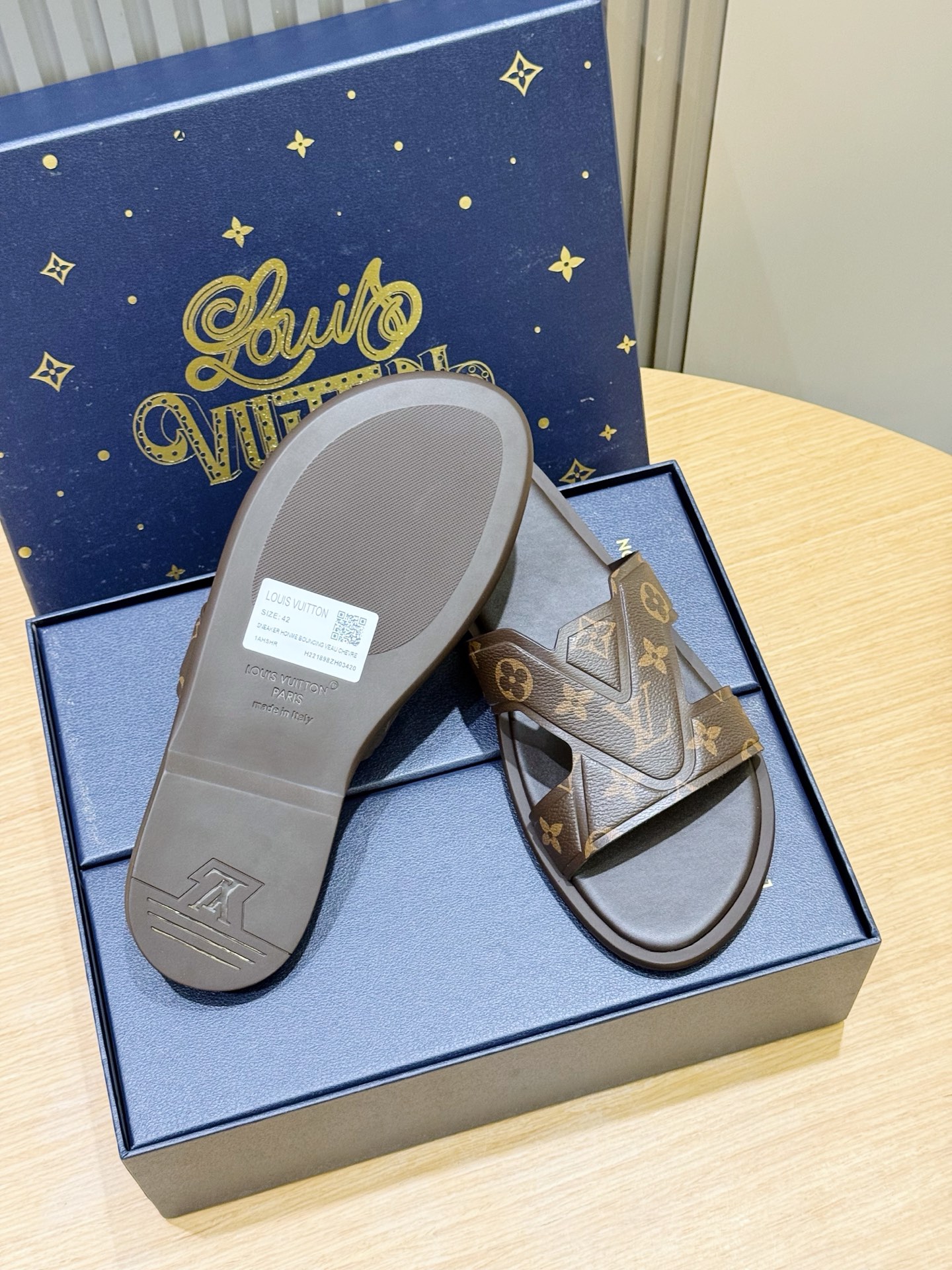 新品 LOUIS VUITTON(ルイ・ヴィトン)風 Waterfront サンダル モノグラム キャンバス 防水 軽量ソール 20色から選べます - 画像 (7)