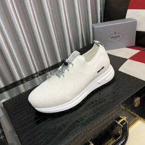プラダスニーカーコピー