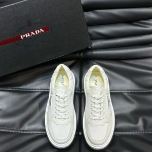 プラダ メンズスニーカーコピー