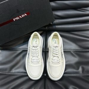 プラダ メンズスニーカーコピー
