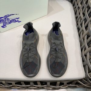 バーバリースニーカーコピー