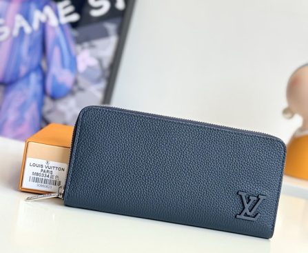 ルイヴィトン 長財布 新作