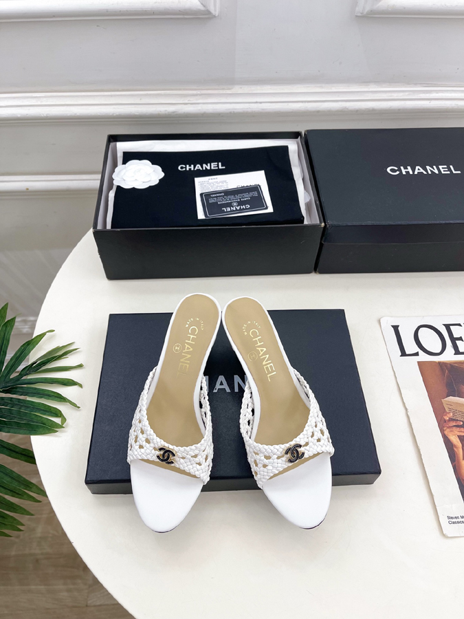 CHANEL シャネル サンダル コピー 2026SS 新作 ダブルC ウェーブ レザー