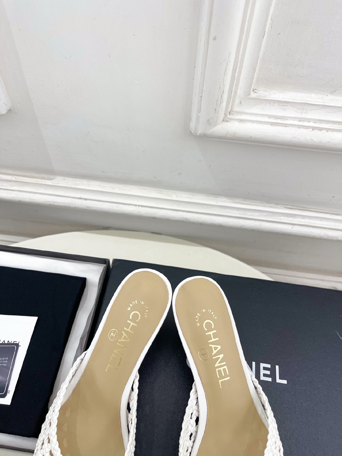 CHANEL シャネル サンダル コピー 2026SS 新作 ダブルC ウェーブ レザー