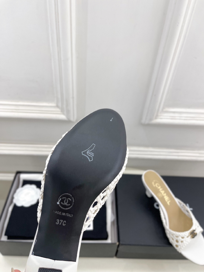 CHANEL シャネル サンダル コピー 2026SS 新作 ダブルC ウェーブ レザー