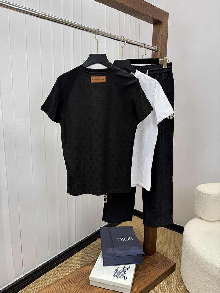 ルイヴィトン服コピー 人気店 Louis Vuitton 2026 プレ・スプリング 新作 刺繍入りコットンクルーネックTシャツ JP4649(1159)ルイヴィトン Tシャツ メンズ - 画像 (2)