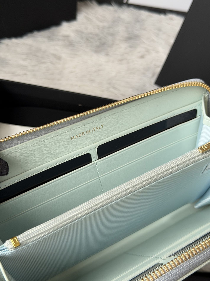 最高級シャネルスーパーコピー CHANEL 長財布 ラウンドファスナー クラシック ココマーク ライトブルー AP0242 Y01864 N0195 シャネル 長財布 レディース - 画像 (3)