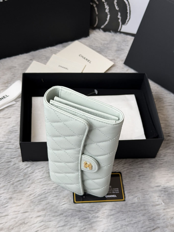 最高級シャネルスーパーコピー CHANEL マトラッセ クラシック ロング フラップ ウォレット ライトブルー AP0241 Y01864 N0195 シャネル 財布 人気ランキング - 画像 (8)