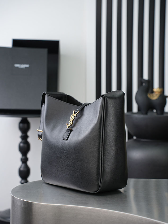 最高級サンローランスーパーコピー Saint Laurent LE 5 À 7 ソフト ラージ グレインレザー ブラック 753837AAAUQ1000 サンローラン バッグ アウトレット - 画像 (12)