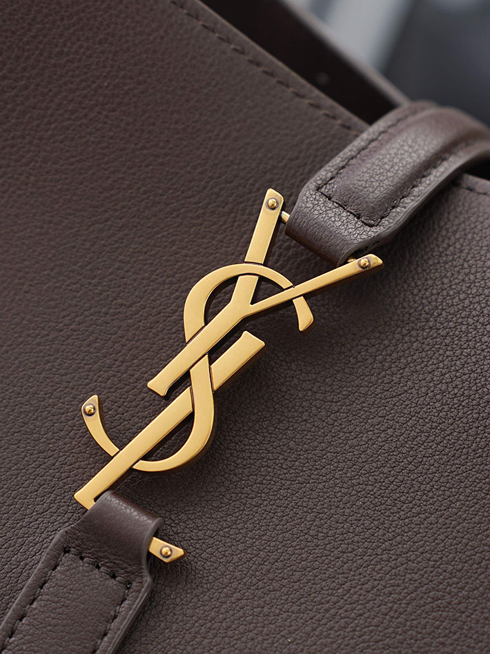 最高級サンローランスーパーコピー Saint Laurent LE 5 À 7 ソフト ラージ グレインレザー ボルドー 753837AAAUQ6475 サンローラン バッグ ショルダー - 画像 (5)