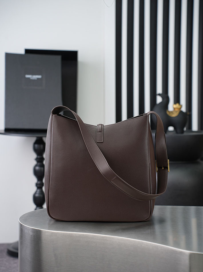 最高級サンローランスーパーコピー Saint Laurent LE 5 À 7 ソフト ラージ グレインレザー ボルドー 753837AAAUQ6475 サンローラン バッグ ショルダー - 画像 (11)