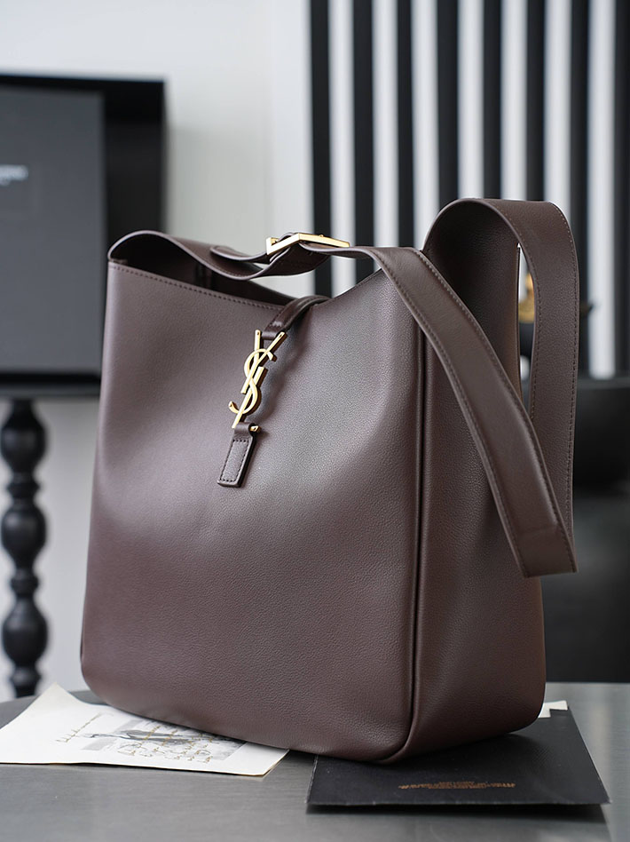 最高級サンローランスーパーコピー Saint Laurent LE 5 À 7 ソフト ラージ グレインレザー ボルドー 753837AAAUQ6475 サンローラン バッグ ショルダー - 画像 (8)