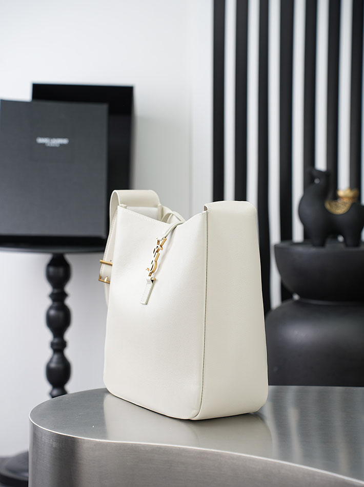 最高級サンローランスーパーコピー Saint Laurent LE 5 À 7 ソフト ラージ グレインレザー ホワイト 753837AAAUQ9207 サンローラン バッグ 人気ランキング - 画像 (12)