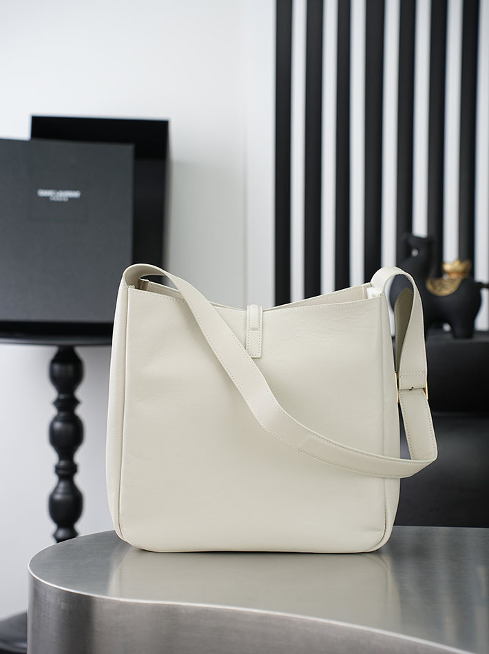 最高級サンローランスーパーコピー Saint Laurent LE 5 À 7 ソフト ラージ グレインレザー ホワイト 753837AAAUQ9207 サンローラン バッグ 人気ランキング - 画像 (10)