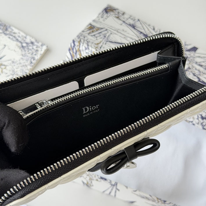 最高級ディオールスーパーコピー Lady Dior Voyageur スリムウォレット ホワイト S2600OUQC_9009 ディオール財布コピー - 画像 (2)