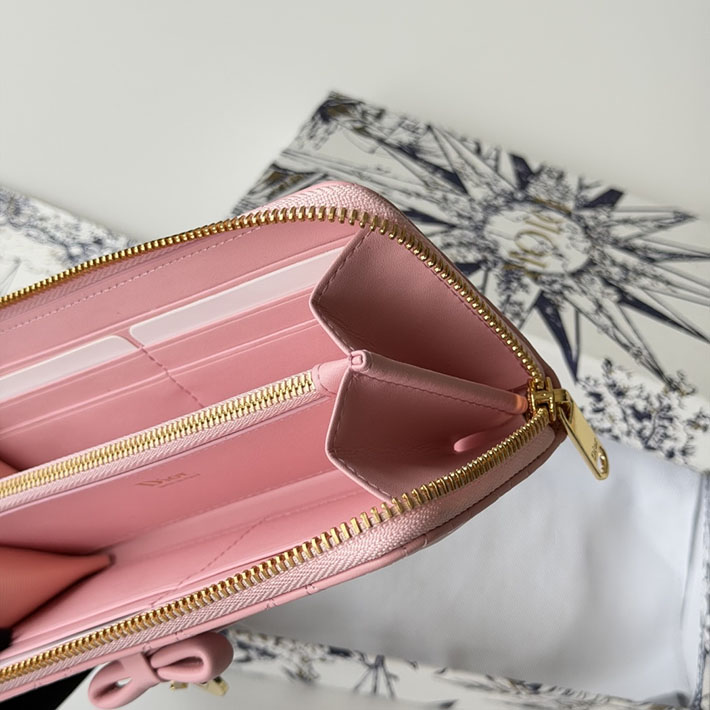 最高級ディオールスーパーコピー Lady Dior Voyageur スリムウォレット リボン S2600OUQC_5832 ディオール 財布 ピンク - 画像 (4)