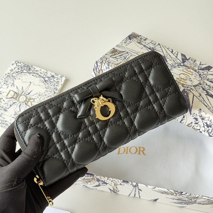 最高級ディオールスーパーコピー Lady Dior Voyageur スリムウォレット ブラック S2600OUQC_8425 レディース ディオール 財布 - 画像 (8)