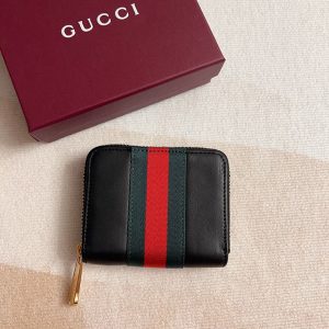 GUCCI ミニ財布 レディース