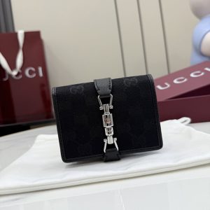グッチ 財布 安い
