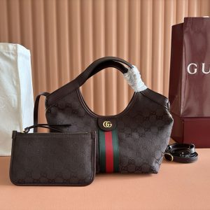 グッチ バッグ アウトレット