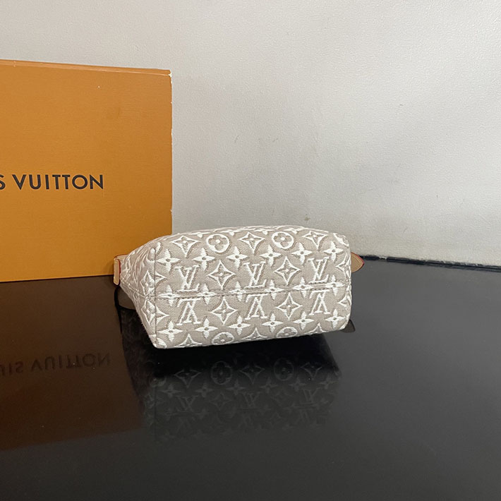 ルイヴィトン バッグ 新作 Louis Vuitton ポシェット・ヒルズ 2026新作 エンブレム ポプラ M29879 ルイヴィトン ホーボーバッグ 新作 - 画像 (7)