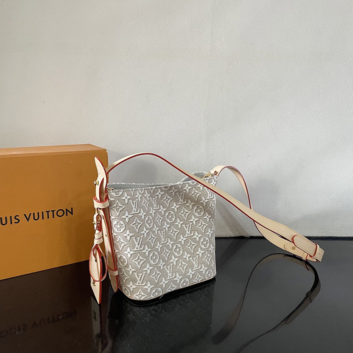 ルイヴィトン バッグ 新作 Louis Vuitton オール・イン BB 2026新作 エンブレム ポプラ M2A377 ルイヴィトン ショルダーバッグ 新作 - 画像 (9)