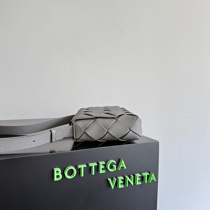 最高級ボッテガスーパーコピー Bottega Veneta ディアゴ クロスボディバッグ バサルト 795637V4FV11638 ボッテガ バッグ 斜 めがけ - 画像 (9)