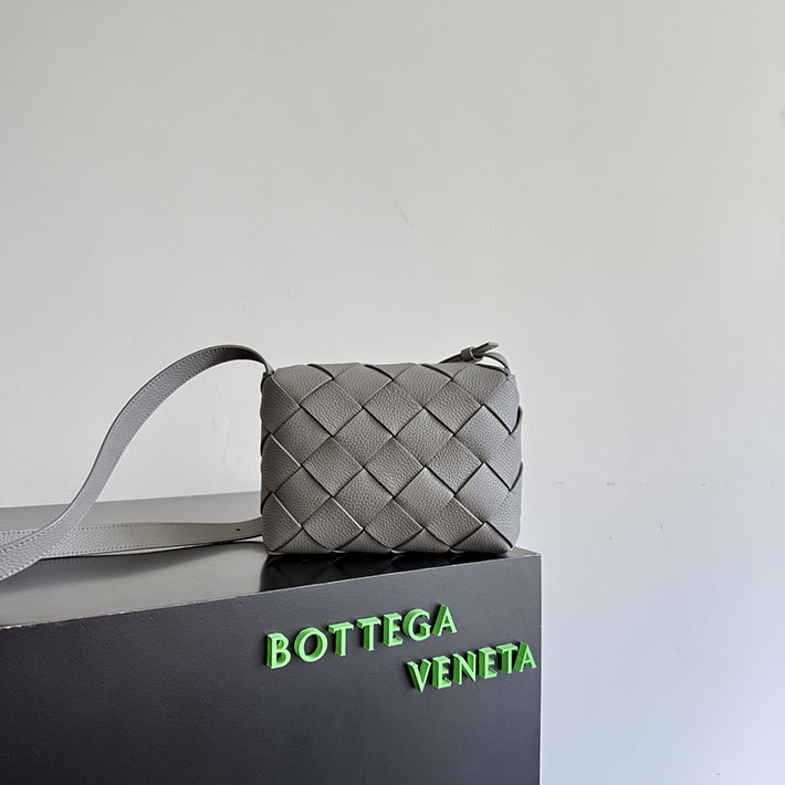 最高級ボッテガスーパーコピー Bottega Veneta ディアゴ クロスボディバッグ バサルト 795637V4FV11638 ボッテガ バッグ 斜 めがけ - 画像 (8)
