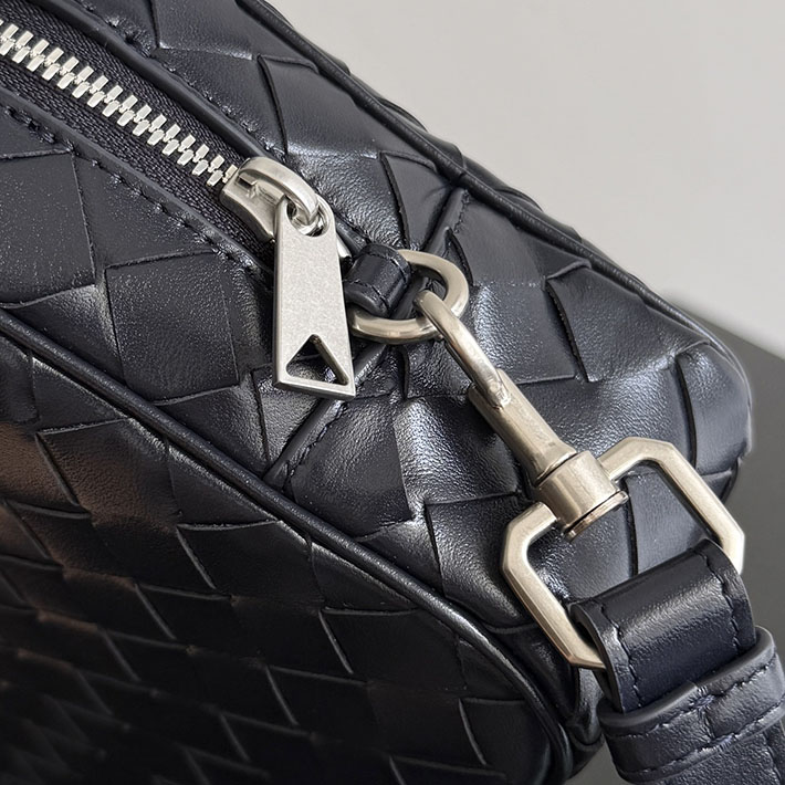 最高級ボッテガスーパーコピー Bottega Veneta イントレチャート リストレット ポーチ ブラック 777390V2HL18803 ボッテガ バッグ メンズ アウトレット - 画像 (6)