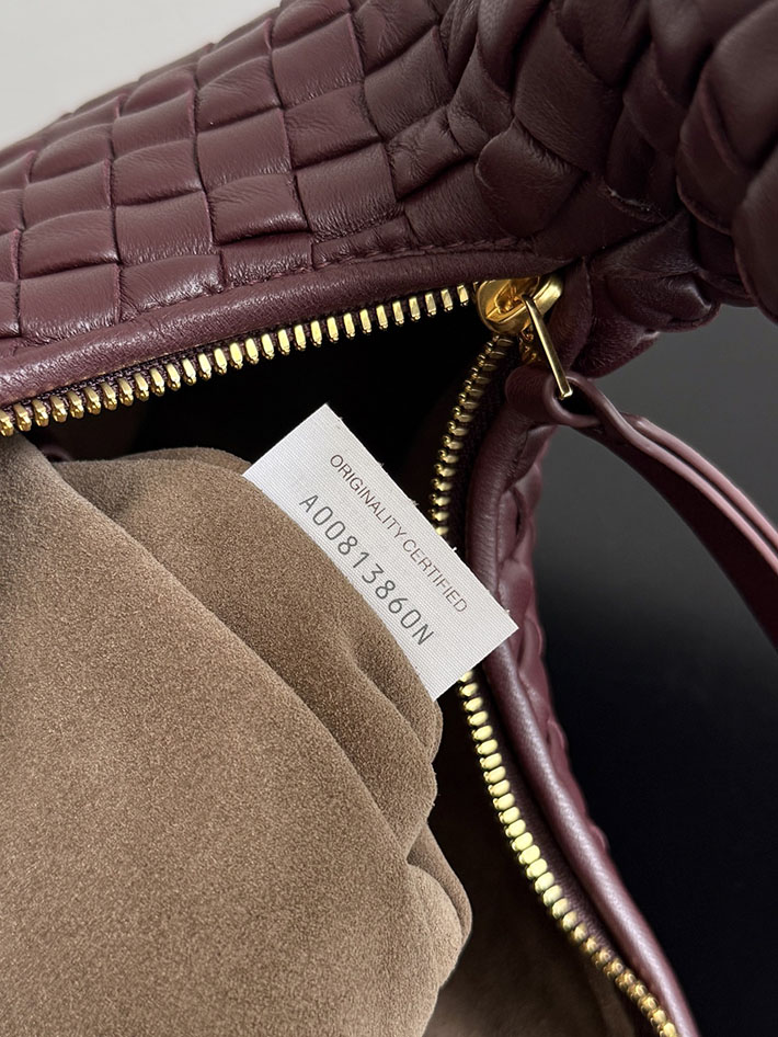 最高級ボッテガスーパーコピー Bottega Veneta ショルダーバッグ レディース ディープマホガニー 873189V66V06147 ボッテガ バッグ 芸能人 - 画像 (3)