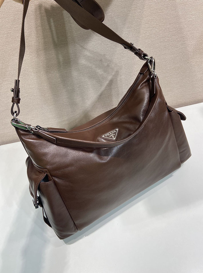 プラダ バッグ メンズ 新作 PRADA エクスプローラ レザーショルダーバッグ コーヒー 2VH204_2HE8_F0201 プラダ メンズ バッグ アウトレット - 画像 (9)