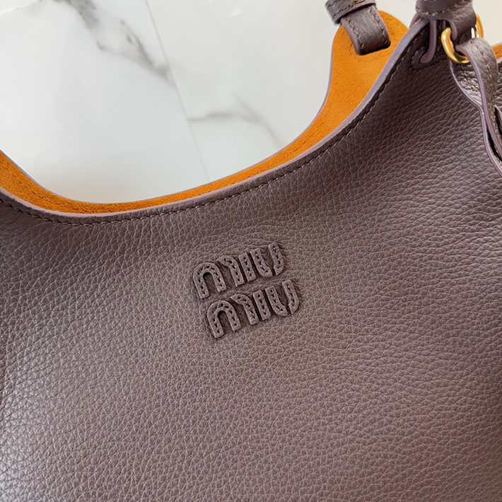 最高級MiuMiuスーパーコピー ミュウミュウ レザー ハンドバッグ ダークブラウン/パパイヤ 5BA304_2IFL_F0ZKS ミュウミュウバッグコピー - 画像 (7)