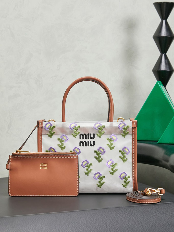 Miumiu トートバッグ 布
