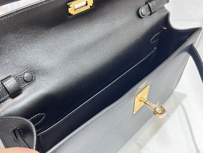 エルメスコピー通販 HERMES ケリーエラン 黒 ブラック マダム ゴールド金具 ケリーエラン H085208CC89 ケリーエラン 黒 - 画像 (5)